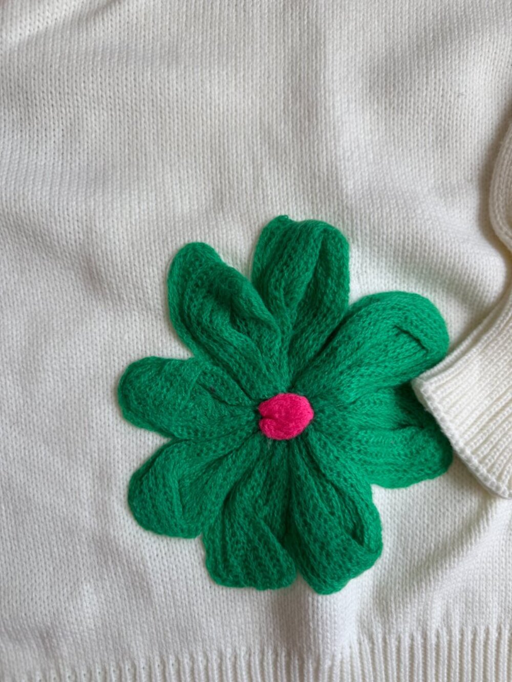 Flower Sweater - Picture 5 of 7
